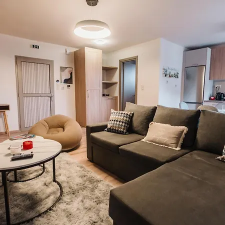 Apartment Deli *