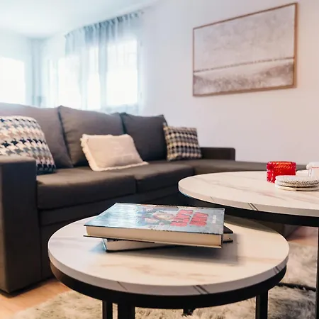 Apartament Deli *
