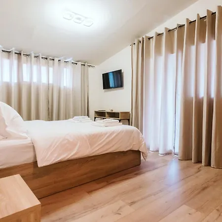 Апартаменты Deli