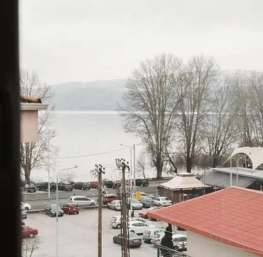 Deli * Кастория