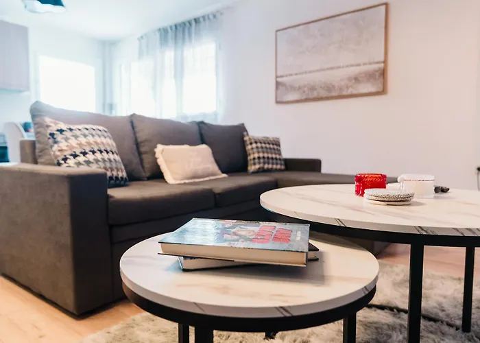 Апартаменты Deli *