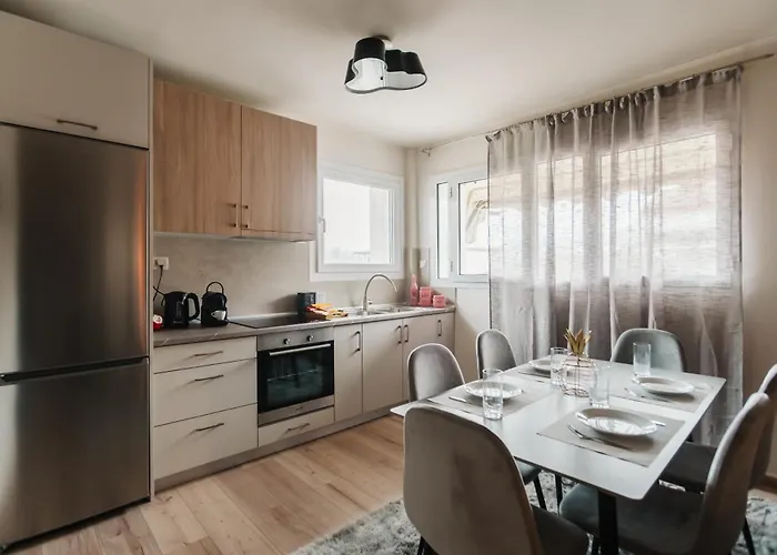 Deli * Кастория